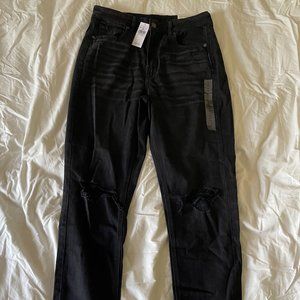 AE Black Mom Jeans (Size 8 Long)